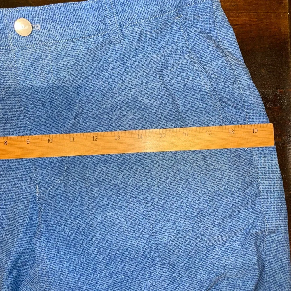 Men's Peter Millar‎ Performance Golf Casual Blue Chino Shorts Inseam 10